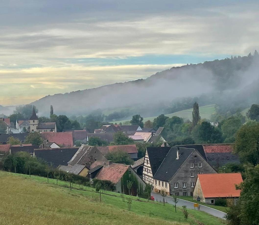 Rose Cottage Im Romantischen Taubertal Adelshofen  Екстер'єр фото